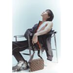 Kunpimook Bhuwakul Instagram - #광고 @PRADA #Prada #PradaFW23 #PradaSymbole 미우치아 프라다와 라프 시몬스가 함께하는 프라다 FW23 남성복 컬렉션, 2023년 1월 15일 오후10시 프라다 닷컴을 통해 함께 보실 수 있습니다