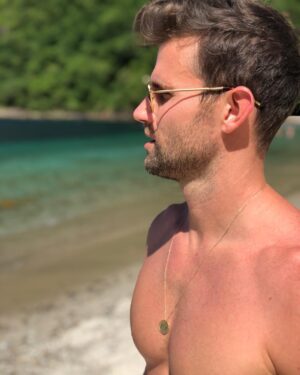 Kyle Dean Massey Instagram - My friend Tessa made this awesome Gladiator necklace that I LOVE. You can buy one this holiday season for the fabulous person in your life thru the link in my bio!  @tessandtricia