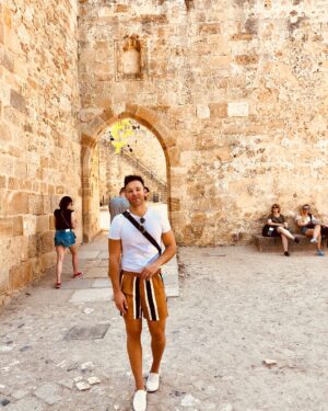 Kyle Dean Massey Instagram - Tchau Portugal. I liked you a lot.