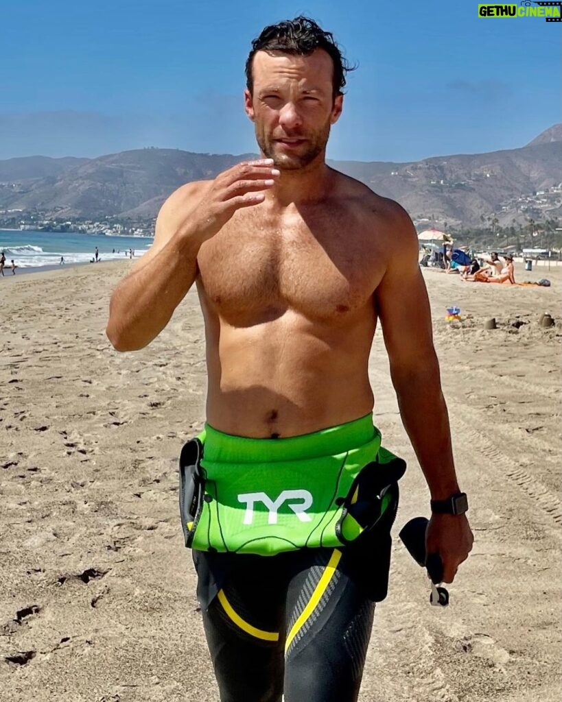 Kyle Schmid Instagram - Stoked for the race next weekend. Good day of training today with some great friends. Definitely falling in love with long distance swimming. I love good gear and I’m loving all the stuff @tyrsport has sent me, especially this wetsuit. In lieu of our partnership and running the @malibutri we’re teaming up to raise money for @childrensla ❤️ If you’re able to donate for a good cause and want to make a difference please hit the link in my bio. I’m going to set aside some time for one of you who donates to have a video chat some time next week! #donate #triathlon #swimming #swimbikerun #healthylifestyle Los Angeles, California