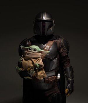 Kytao Instagram - « THIS IS THE WAY »
This photographs are published in my new Artbook « HEROES », the first about cosplay univers. Pré order on my shop online Frenchcut.fr/Artbook [worldwide shipping]
@spider_houmous 
S/o @locos2fois 
#mandalorian #starwars #cosplay #heroes #frenchcut #kytao