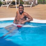 Lázaro Ramos Instagram - Momentos de alegria. Escolha um e leve com você. E sim, biscoitando no verão- Parte 2.😉