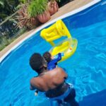 Lázaro Ramos Instagram - Momentos de alegria. Escolha um e leve com você. E sim, biscoitando no verão- Parte 2.😉
