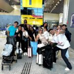 Léo Santana Instagram - Família feLIZ embarcando para mais uma aventura! ❤️ Em setembro trouxemos a Disney para a nossa Lilica, mas agora chegou a hora de levar ela para viver momentos imperdíveis ao lado dos personagens favoritos! Ao @passagensimperdiveis o nosso muito obrigado por mais uma vez estar presente em nossas viagens. Foi o app deles que nos mostrou a oferta das passagens, já baixa aí também, dica de ouro, viu?! ✈️ #PassagensImperdiveis Orlando, Florida