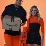 Léo Santana Instagram - Eu e @loreimprota fomos os primeiros a topar o #DesafioBlackFridayAmazon. O desafio tá lançado! Bora dançar com a gente?! Amanhã, a partir das 12h, essa história continua nas redes de @AmazonBrasil. Fiquem de olho! 👀