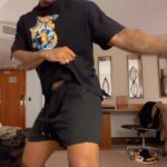 Léo Santana Instagram - Posturado e metendo dança😮‍💨🔥 SOU EU🤷🏾‍♂️☺️😁 #leosantana #amomeusfãs #anotherone Another One