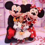 Léo Santana Instagram - Trouxemos a Disney até Lilica, estamos vivendo um sonho! Te amamos, filha!!! ❤️😍 Salvador, Bahia, Brazil