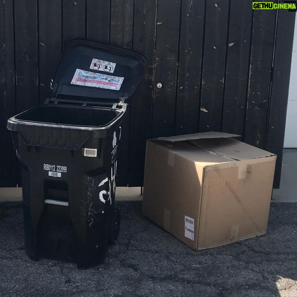 Lachlan Patterson Instagram - What’s in the box?