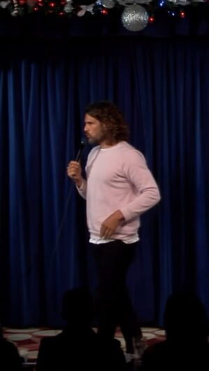 Lachlan Patterson Instagram - Escondido next month! @grandcomedyclub #standupcomedy #jokes #swimming