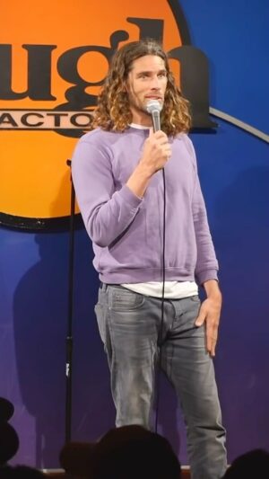 Lachlan Patterson Instagram - Tickets still available for nye @laughscomedyseattle. Link in bio.