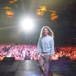 Lachlan Patterson Instagram - Everyone gets a ⭐️. Come see me in Seattle! Tix in bio. #standupcomedy #jokes #reviews #restaurant #nye 🎥@thehomelesspimp