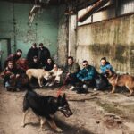 Lado Kvataniya Instagram - Уверен, что в прошлой жизни я был собакой и считаю своим долгом помочь четырехлапым братьям! /// 27 и 28 апреля пройдёт фестиваль WOOF @woof_fest, где будет более 150 собак и 200 кошек. Если у вас нет возможности приютить мохнатого верного друга или подругу, то приходите с подарками или просто подарите им немного своей ЛАСКИ. АДРЕС: Хлебозавод №9 по адресу г. Москва, ул. Новодмитровская, д. 1, стр.17 (м.Дмитровская) /// На фото лохматые ребята из приюта «НИКА» @fond_nika, которые на днях помогли нам на съёмках! Отдельное спасибо! ВСЕМ WOOF! #wooffets #dogpower Moscow