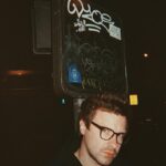 Lado Kvataniya Instagram - “À Bout De Souffle” /// Когда-то я работал продавцом дисков. Так случилось, что у моего соседа по лестничной площадке была палатка возле метро «Аэропорт». Продавались там фильмы на любой вкус и цвет - от Мельеса до Финчера. Все было отсортировано по годам, отдельные подборки по режиссёрам и актёрам. Кино длинною в целое лето, когда я бездумно поглощал все подряд. В моем сознании сформировался кинематографический монстр, сотканный из разных жанров и сюжетов. Но я отчетливо помню одного француза - Годар «На последнем дыхании». Не то, чтобы я все понял, а скорее интуитивно почувствовал нечто, что не видел ранее. Это потом я узнал, что это один из представителей французской новой волны, повлиявший на ход истории кино. Проклятие на всю жизнь: каждый раз, когда я прикладываю палец к губе, вспоминаю Мишеля в исполнении Бельмондо /// Какие привычки вы переняли у героев кино? Любимый фильм новой волны? #paris #jeanlucgodard Paris, France