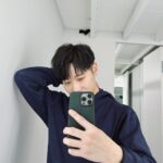 Lai Instagram - 浮出水面了 生日週過的差不多了 準備要開始減肥🤪🤪 要把腹肌找回來嘍 👔 ： @adam.with.eve