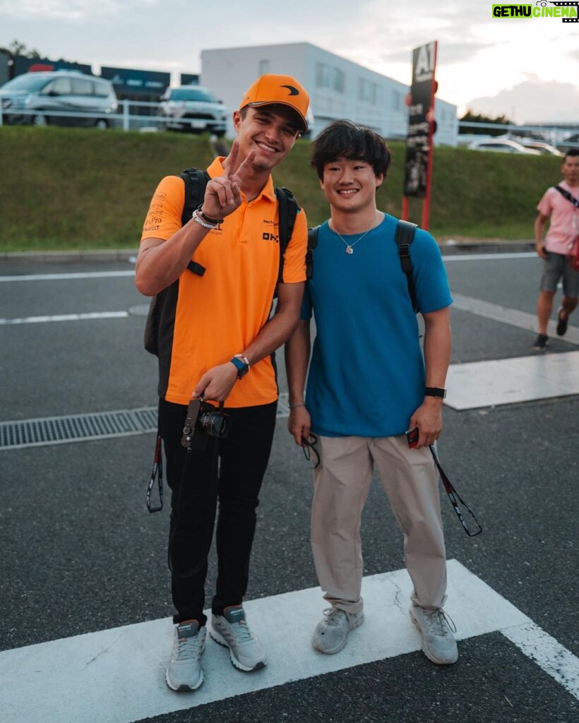 Lando Norris Instagram - Thursdays in Japan are my favourite kind of Thursdays 🐝 Suzuka International Circuit