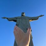 Larissa Bracher Instagram – Pra pedir proteção, amparo, escudo e trajetórias felizes! Domingo de bençãos pra todos nós! #cristoredentor