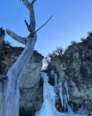 Larissa Bracher Instagram - Nem sei descrever essas paisagens naturais de “El Chalten”, no sul da Argentina.. tudo muito surpreendente e emocionante. #elcalafate #elchalten #fitzroy #argentina