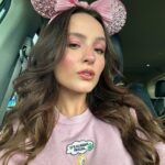 Larissa Manoela Instagram – selfie collection 🩵💜🩷🧡