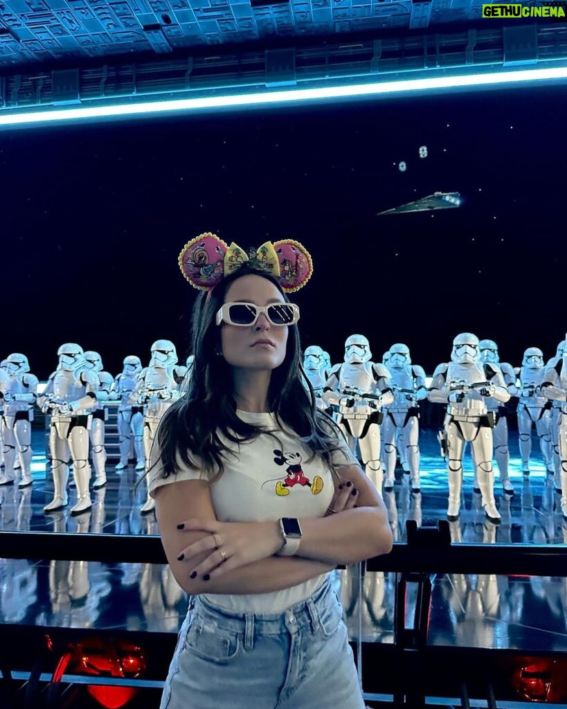 Larissa Manoela Instagram - BEST MOMENTS WITH @disneyworld.brasil ❤️ Walt Disney World