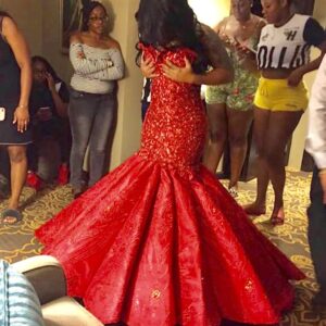 Lashauwn Beyond Instagram - The look is BEYOND !