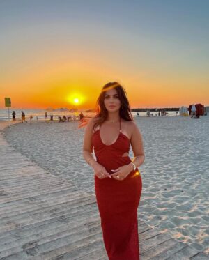 Laura Lajevardi Instagram - Summer 2022