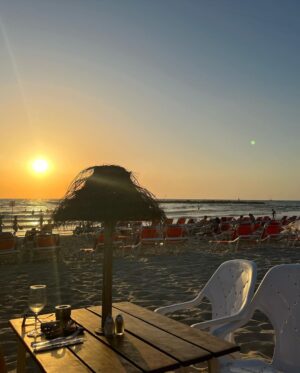 Laura Lajevardi Instagram - Summer 2022