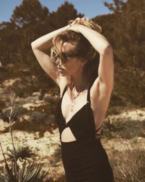 Laura Smet Instagram - 🐝🌞🌵
