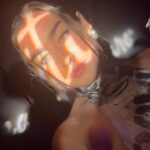 Lauren Jauregui Instagram - Wanted to say a late thank you to @beautycon & @galore for having me help present the #beautiesawards✨🤍 had us a ball at the durings, dinners & afters. very yummy and very beautiful and perfectly beat faces all around me. I loved every second. Thank youuu✨🤍 glam by @leo.chaparro & @castillo_13
