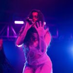 Lauren Jauregui Instagram - DF! CIUDAD DE MEXICO!!🤍✨🇲🇽 que emoción terminar esta gira con ustedes🥺 SOLD OUT! Muchísimas gracias a mi amiga @snowthaproduct por venir acompañarme y romperla con Piña✨ thank you so much babe🤍 appreciate youu! A mi equipo INCREÍBLE @theebonigentry @chantalfelice @seagaux @tiffanymargaret_ @soundman28 @trodondrums @sigmadit @audiobuddypro @aodream @patienceaquart @corriewyse @iamcoraldolphin @tjhoover @cameronkaiser @rashad__isaiah @itsmerazzie @aunecollections thank each of you for how you showed up and helped make this show what it was. LOS AMO Y NO PUEDO CREER QUE SE HA TERMINADO😭 pero nos vemos otra ves en el futuro bien pronto. Gracias por el amor. Los amo los amo los amo!! #UnaNocheConLaurenJaureguiLATAM ❤️‍🔥 FIN