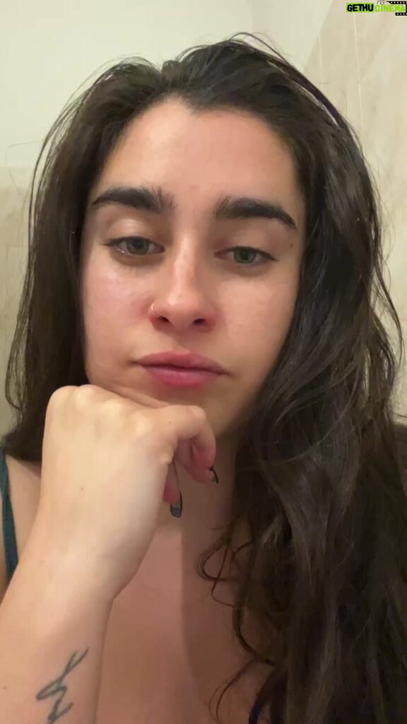 Lauren Jauregui Instagram - Just some late night thoughts. Existential crisis in the bathroom. Feel free to share yours🤍✨
