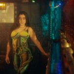 Lauren Jauregui Instagram - Si la niña quiere piña, me la da👅 #Piña video out now go click that link in my stories🥵
