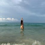 Lauren Jauregui Instagram - That’s that THIQUE👅 Cuba pt. 2 (there will be a part 3) thank you @shop_gonza for my bathing suits🤍✨