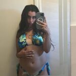 Lauren Jauregui Instagram - That’s that THIQUE👅 Cuba pt. 2 (there will be a part 3) thank you @shop_gonza for my bathing suits🤍✨