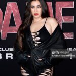Lauren Jauregui Instagram - @madameweb premiere last night💋 VALENTINE’S DAY ACOUSTIC PERFORMANCE TOMORROW @ 6pm PST/ 9pm EST! Link to purchase a ticket on @even.biz in my bio and stories💋 let’s celebrate together❤️‍🔥 styled by @imthekatie jacket @barbaraigongini hair by @nathanieldezan MU by me✨ @caliray