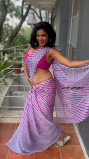 Lavanya Manickam Instagram - Benkiyalli thambu kandenu in my style💃🏻🥰❤️💯