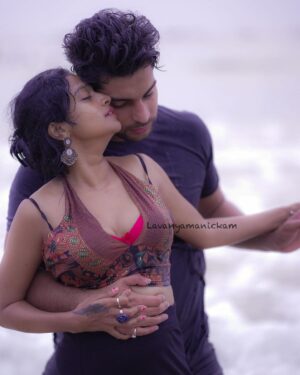 Lavanya Manickam Instagram - Be hottest ever❤️‍🔥even the beach wave🌊 sun☀️ is trying to disturb u💫🧜🏻‍♂️ seducing handsome @nikk1024 🧜🏻‍♀️ couples shoot done and please wait for our hot upcoming series content very soon as #hottestcouple 🥰💯
Hottest moments captured 📸 : @hotncut_photography 
#lavanyamanickam #lavanyadesires #coupleshoot #couplephotography #hotcouple #couplesofinstagram #instagram #couplegoals❤