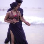 Lavanya Manickam Instagram - Be hottest ever❤️‍🔥even the beach wave🌊 sun☀️ is trying to disturb u💫🧜🏻‍♂️ seducing handsome @nikk1024 🧜🏻‍♀️ couples shoot done and please wait for our hot upcoming series content very soon as #hottestcouple 🥰💯 Hottest moments captured 📸 : @hotncut_photography #lavanyamanickam #lavanyadesires #coupleshoot #couplephotography #hotcouple #couplesofinstagram #instagram #couplegoals❤ Goa Colangute