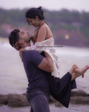 Lavanya Manickam Instagram - Be hottest ever❤️‍🔥even the beach wave🌊 sun☀️ is trying to disturb u💫🧜🏻‍♂️ seducing handsome @nikk1024 🧜🏻‍♀️ couples shoot done and please wait for our hot upcoming series content very soon as #hottestcouple 🥰💯
Hottest moments captured 📸 : @hotncut_photography 
#lavanyamanickam #lavanyadesires #coupleshoot #couplephotography #hotcouple #couplesofinstagram #instagram #couplegoals❤