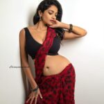 Lavanya Manickam Instagram – Wait for ur good time to make realize people that u r bad in showing ur good results💯😇Red and black all time favourite saree series🌶️❤️💯💃🏻 Photography and edited📸 by : @midhun_rxme 💯🥰📸