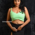 Lavanya Manickam Instagram - Be a sexy queen 👑❣️ Photography 📸 : @midhun_rxme #lavanyamanickamoffic #lavanya #lavanyamanickam #lavanyadesires #lavanyamanickamsexy