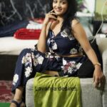 Lavanya Manickam Instagram - Be a shining queen 👑❣️ happy morning all💐💯😊 Photography 📸: @akin_paduva_photography #lavanyamanickam #lavanyamanickamoffl #lavanyadesires #trending #trendingphoto #photography #photoshoot #photolove #photo
