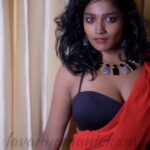 Lavanya Manickam Instagram - Vetkathula revikai thachi.....🙈🫦🔥💯 Video and edit📸 : @hotncut_photography 💯 #trending#trendingreels #trendingsongs #hookstep#reels#reelsinstagram #reelsindia #reelsinsta #reelitfeelit #reelkarofeelkaro #trendingdance#viral#viralvideos #viralsong#viralreels #tamil #tamilsong#tamilaudio