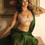 Lavanya Manickam Instagram - Being beautiful🙈🥰 in my own world to pose like anything❤️‍🔥💯🥰 Photos📸 : @hotncut_photography