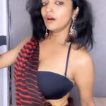 Lavanya Manickam Instagram - Want to do this sound Ramchaheeleela💫 with my favourite black🖤red❤️‍🔥 attire🔥