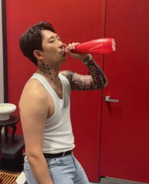 Lee Chang-ho Instagram - 맵시. 나게
림프절 림프선
MIC
모든분들 감사합니다