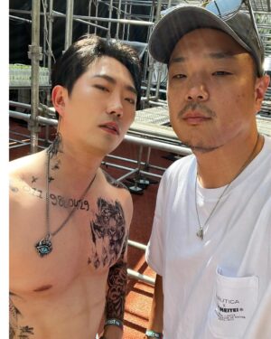 Lee Chang-ho Instagram - 소속사 대표님이 자꾸 입고 다님