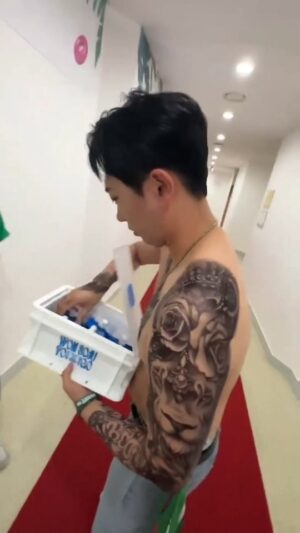 Lee Chang-ho Instagram - 원터밤
