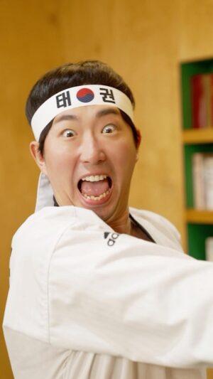 Lee Chang-ho Instagram - 이택조, 이지창, 레논, 이창호 Let‘s go~!

국가대표와 숙련기술이 궁금하다면
’다함께술술‘ 채널에서!

#광고
#한국산업인력공단GIFTS
#다함께술술
#이창호 #이택조 #이지창 #레논 
#짱호
#릴스
