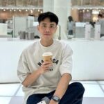 Lee Charles Instagram - 喝個咖啡收收心 %ARABICA ICONSIAM