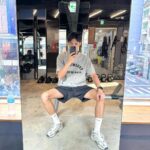 Lee Charles Instagram - 日常保養很重要 這次找了恩緹悠活時尚診所 @anti_tpe 來解決一些肌膚問題 為了不讓歲月痕跡留在臉上 不管是肌膚的小瑕疵或是惱人的動態紋在變成靜態紋前 我選擇Letybo保提拉肉毒來解決抬頭紋 以及PICOCARE皮秒蜂巢來改善斑點與毛孔等肌膚瑕疵😎 #恩緹悠活時尚診所 #Letybo保提拉肉毒 #肉毒桿菌 #肉毒除皺 #抬頭紋 #PICOCARE #PICOCARE皮秒 #專業醫師不讓你眉壓眼 #皮秒蜂巢 恩緹Line : @antitp 輸入【231017】專人回覆